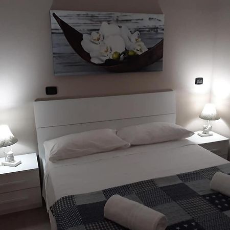 פארמה Hotel Ded 1 מראה חיצוני תמונה
